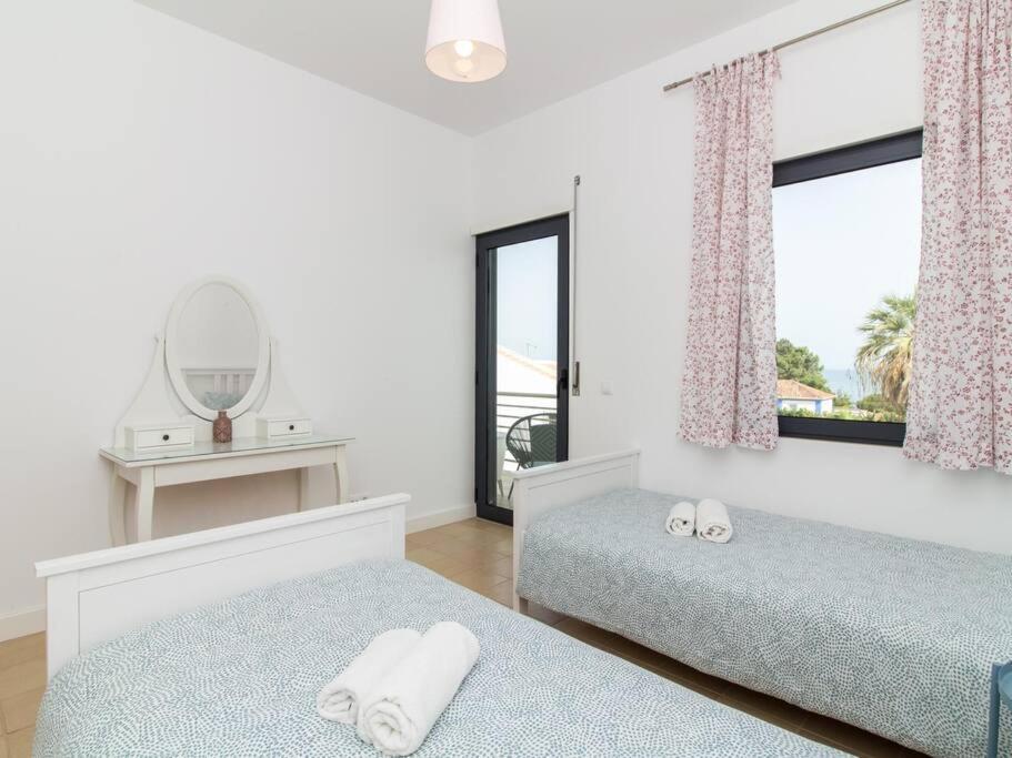 Rainbow House - Sea View & Pool & Garage & Garden & Albufeira Βίλα Εξωτερικό φωτογραφία